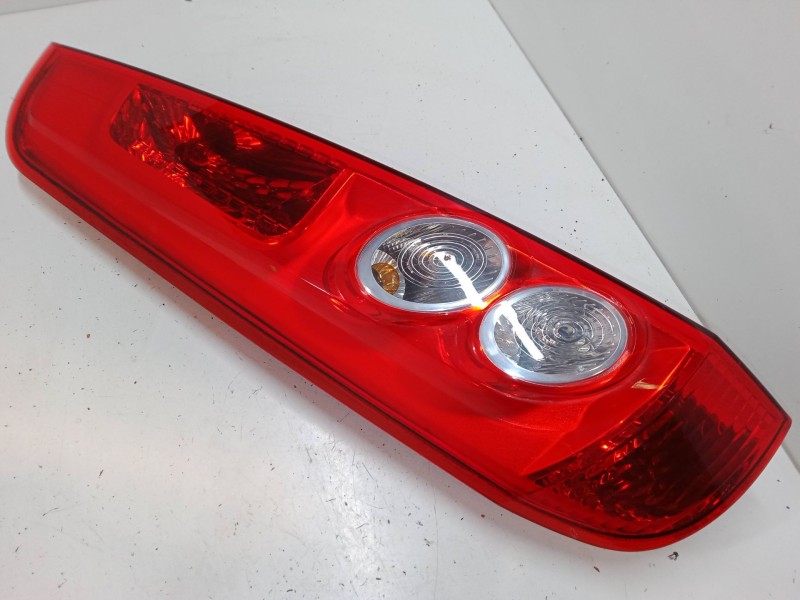 Recambio de piloto trasero izquierdo para ford fiesta v (jh_, jd_) 1.3 referencia OEM IAM   