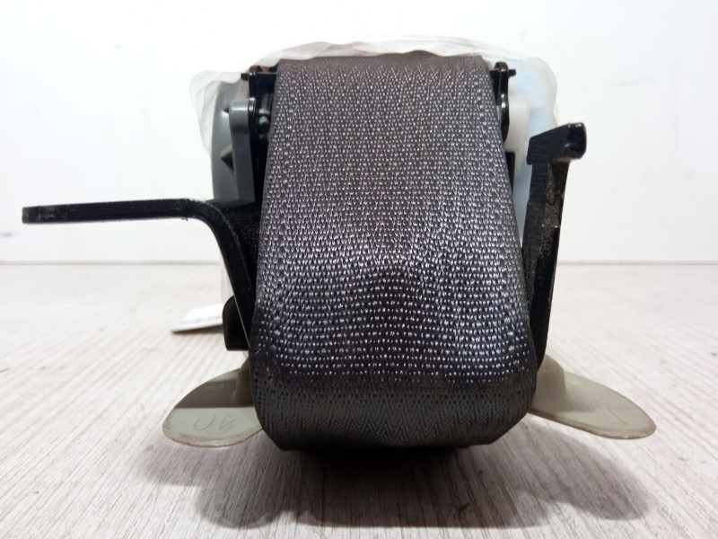 Recambio de cinturon seguridad trasero izquierdo para kia carens iv 1.6 gdi referencia OEM IAM   