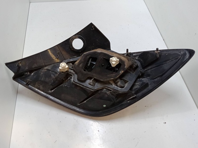 Recambio de piloto trasero izquierdo para opel astra h gtc (a04) 1.4 (l08) referencia OEM IAM 342691834  