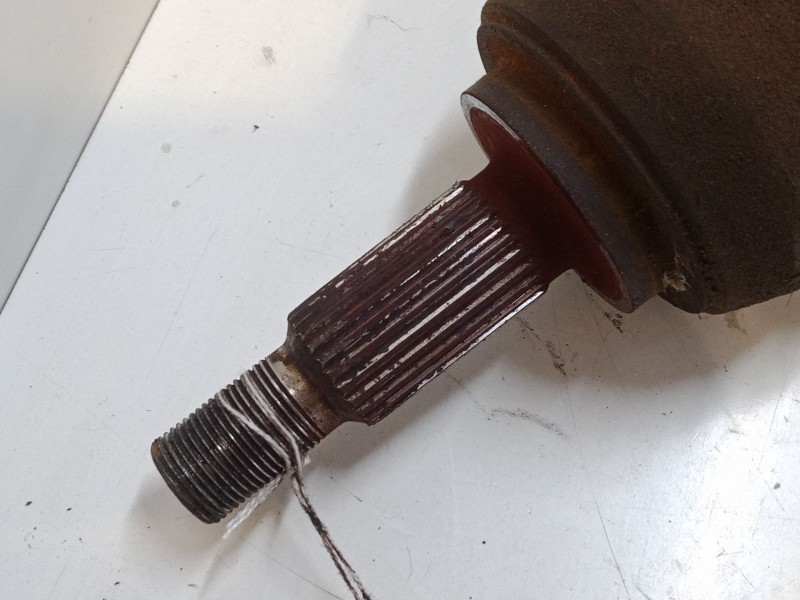 Recambio de transmision delantera izquierda para renault megane ii (bm0/1_, cm0/1_) 1.9 dci (bm0g, cm0g) referencia OEM IAM   