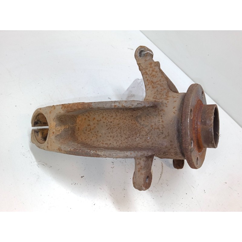 Recambio de mangueta delantera izquierda para renault megane ii (bm0/1_, cm0/1_) 1.9 dci (bm0g, cm0g) referencia OEM IAM   