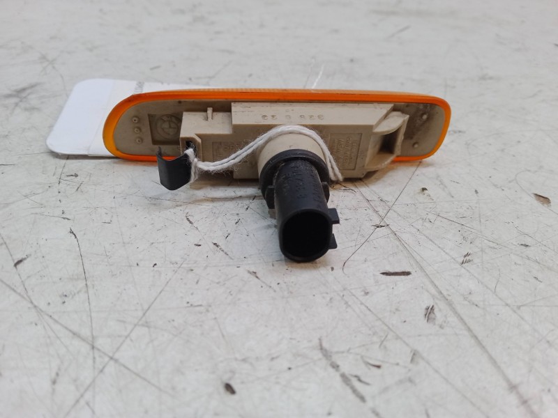 Recambio de intermitente lateral izquierdo para bmw 3 (e46) 318 i referencia OEM IAM   