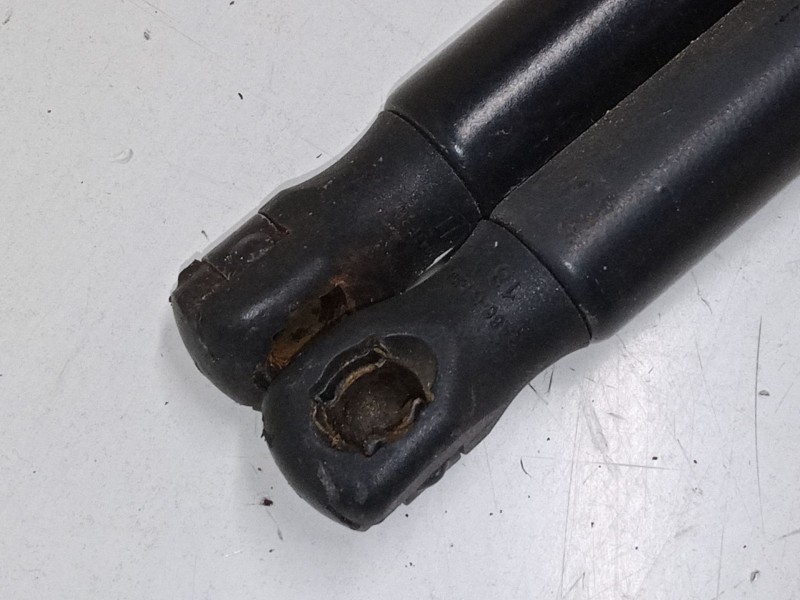 Recambio de amortiguadores malet/porton para hyundai matrix (fc) 1.8 referencia OEM IAM   