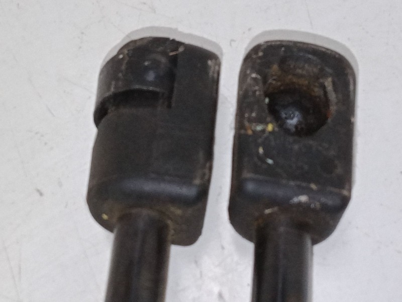 Recambio de amortiguadores malet/porton para hyundai matrix (fc) 1.8 referencia OEM IAM   