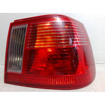 PILOTO TRASERO DERECHO 6K6945258C 