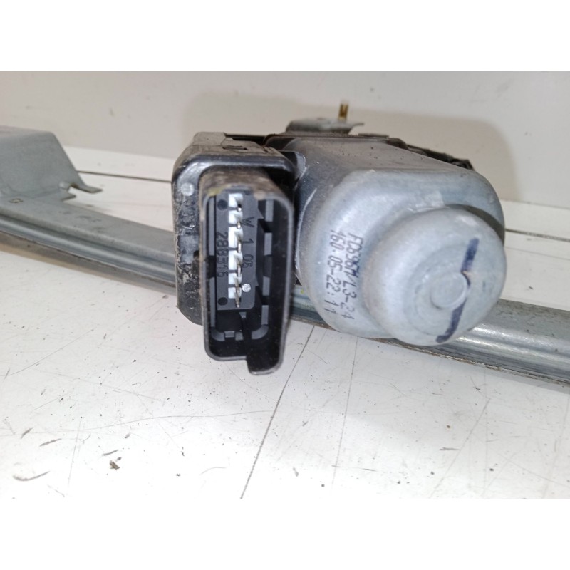 Recambio de elevalunas electrico trasero izquierdo para renault scénic ii (jm0/1_) 1.9 dci (jm0g, jm12, jm1g, jm2c) referencia O