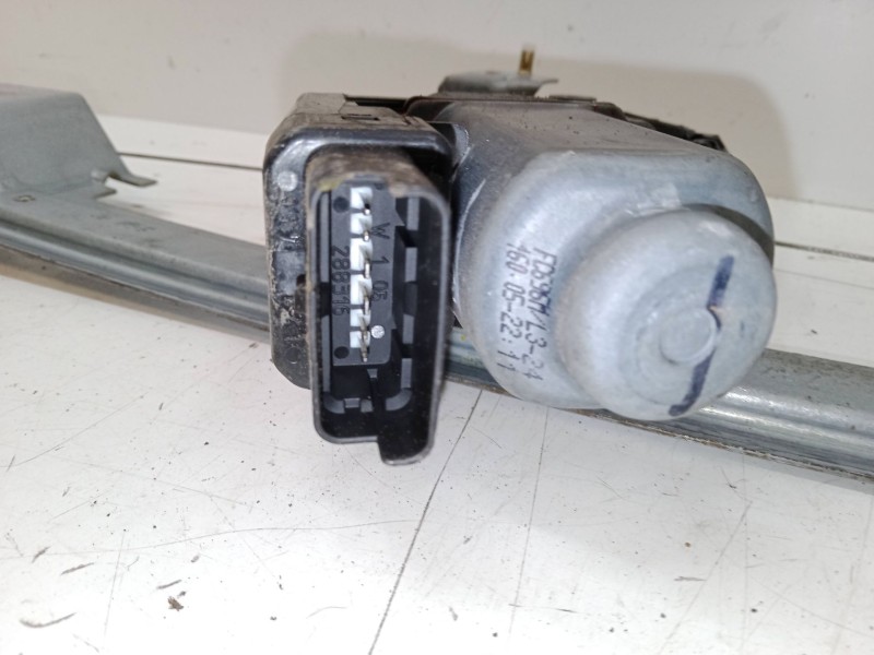 Recambio de elevalunas electrico trasero izquierdo para renault scénic ii (jm0/1_) 1.9 dci (jm0g, jm12, jm1g, jm2c) referencia O