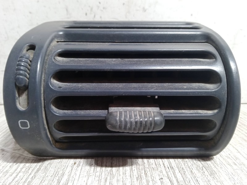 Recambio de aireador derecho para fiat scudo caja/chasis (220_) 2.0 jtd referencia OEM IAM   
