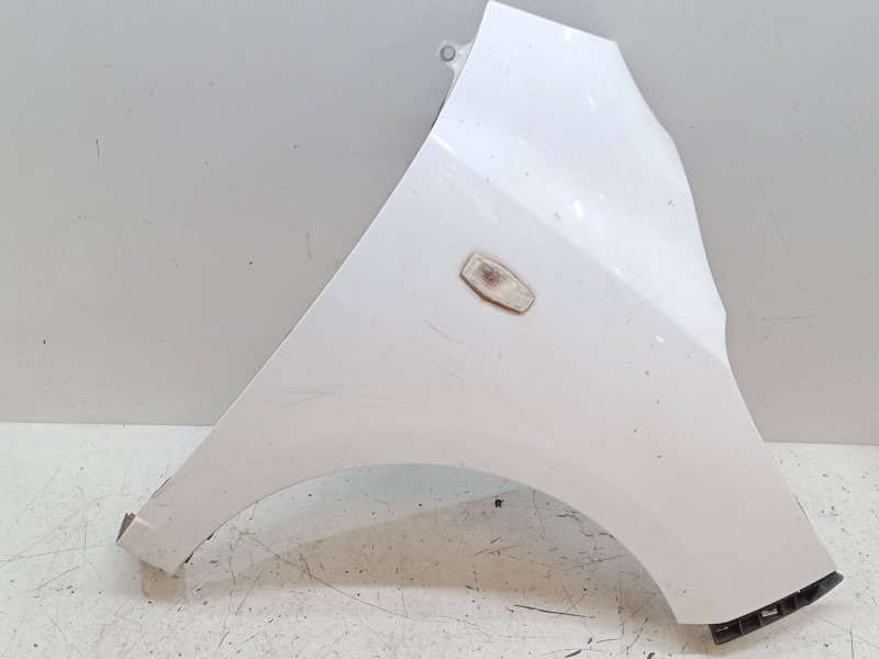 Recambio de aleta delantera derecha para hyundai i10 i (pa) 1.2 referencia OEM IAM   