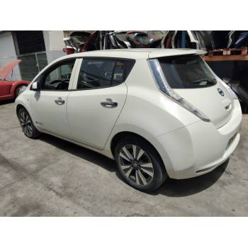 NISSAN LEAF (ZE0)