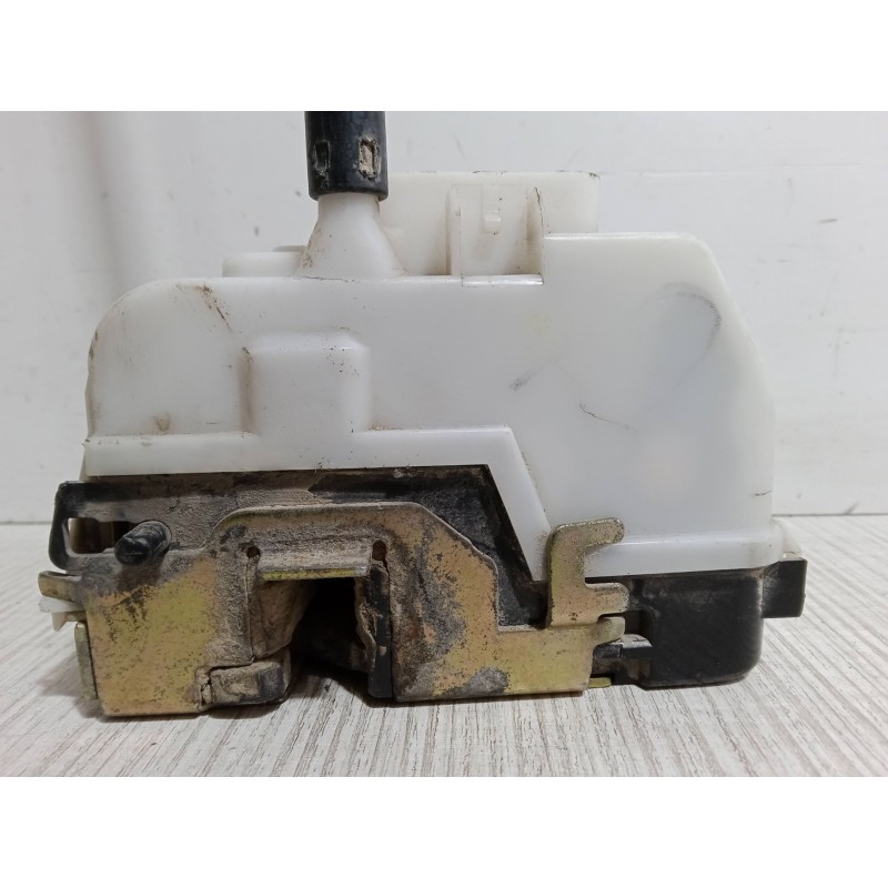 Recambio de cerradura puerta trasera derecha para citroën c3 i (fc_, fn_) 1.4 i referencia OEM IAM   