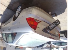 ford focus i sedán (dfw) del año 2001