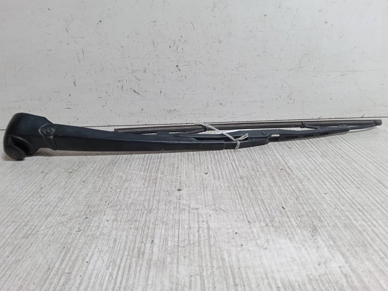 Recambio de brazo limpia trasero para audi a3 (8l1) 1.9 tdi referencia OEM IAM   