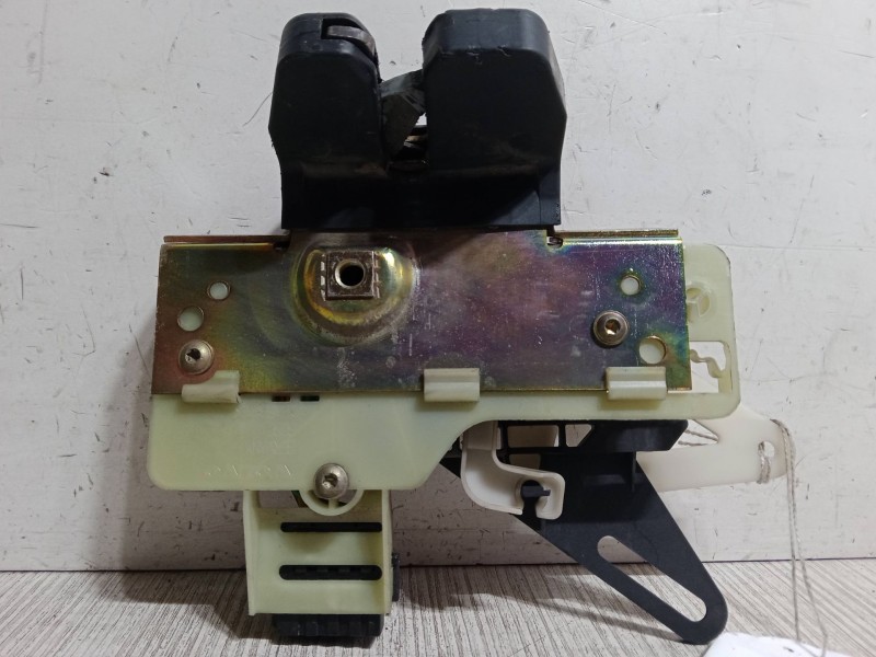 Recambio de cerradura maletero / porton para volvo v70 ii (285) d5 referencia OEM IAM   