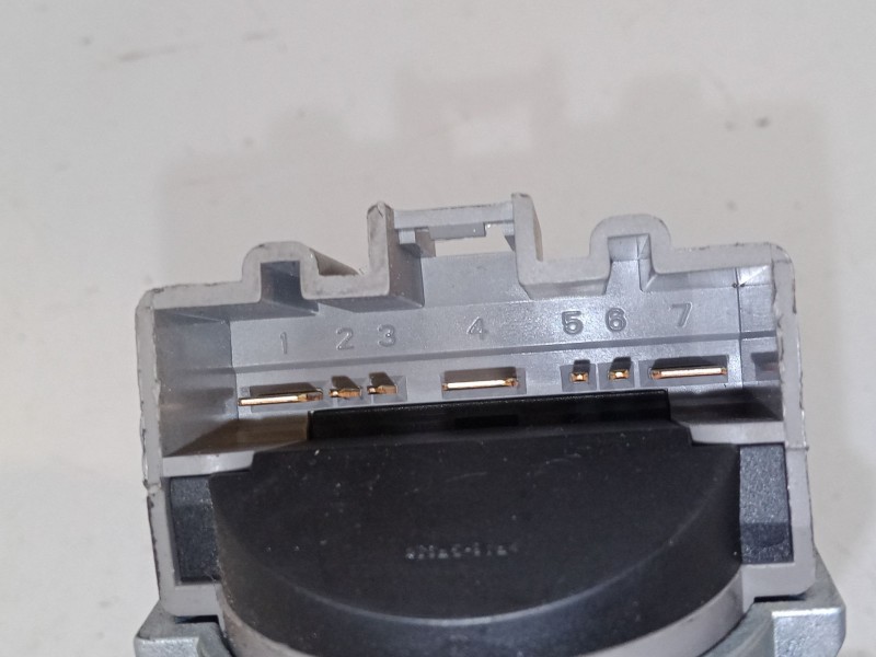 Recambio de clausor para ford focus ii (da_, hcp, dp) 1.8 tdci referencia OEM IAM 3M513F880AC  