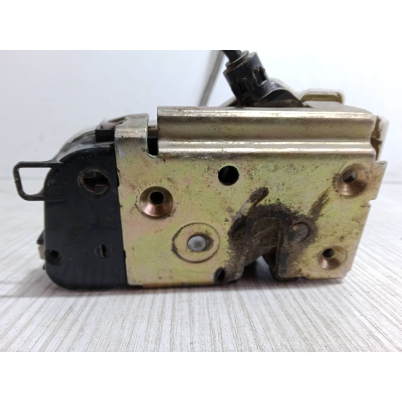 Recambio de cerradura puerta trasera derecha para citroën c3 i (fc_, fn_) 1.4 i referencia OEM IAM   