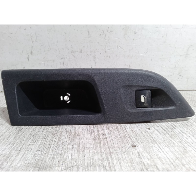 Recambio de mando elevalunas trasero derecho para opel corsa f (p2jo) 1.2 (68) referencia OEM IAM   