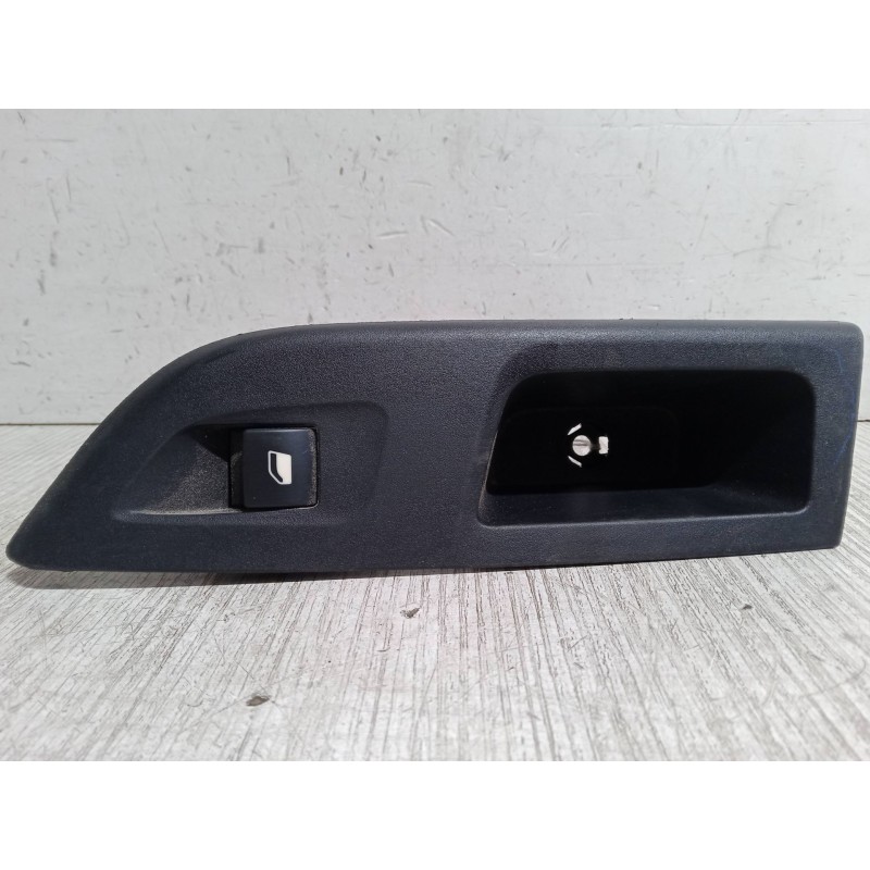 Recambio de mando elevalunas trasero izquierdo para opel corsa f (p2jo) 1.2 (68) referencia OEM IAM   