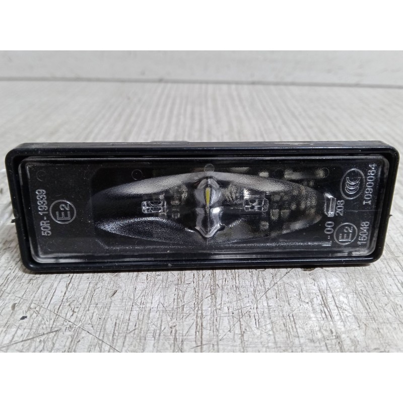 Recambio de piloto matricula para opel corsa f (p2jo) 1.2 (68) referencia OEM IAM 9815225980  