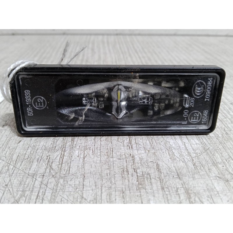 Recambio de piloto matricula para opel corsa f (p2jo) 1.2 (68) referencia OEM IAM 9815225980  