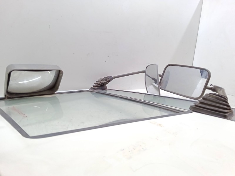 Recambio de puerta delantera derecha para iveco ml150e23 referencia OEM IAM   