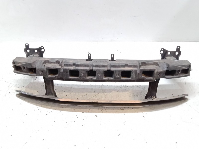 Recambio de refuerzo paragolpes delantero para volkswagen passat b6 variant (3c5) 2.0 tdi 16v referencia OEM IAM    Recambio de refuerzo paragolpes delantero para volkswagen passat b6 variant (3c5) 2.0 tdi 16v referencia OEM IAM