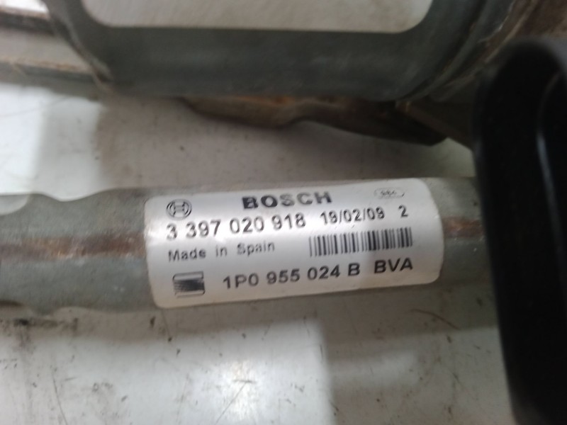 Recambio de motor limpiaparabrisas delantero derecho para seat leon (1p1) 1.9 tdi referencia OEM IAM 1P0955024B  