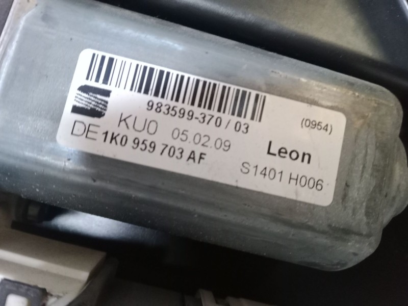 Recambio de elevalunas electrico trasero izquierdo para seat leon (1p1) 1.9 tdi referencia OEM IAM 1K0959703AF  