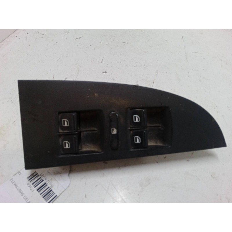 Recambio de mando elevalunas delantero izquierdo para seat leon (1p1) 1.9 tdi referencia OEM IAM   