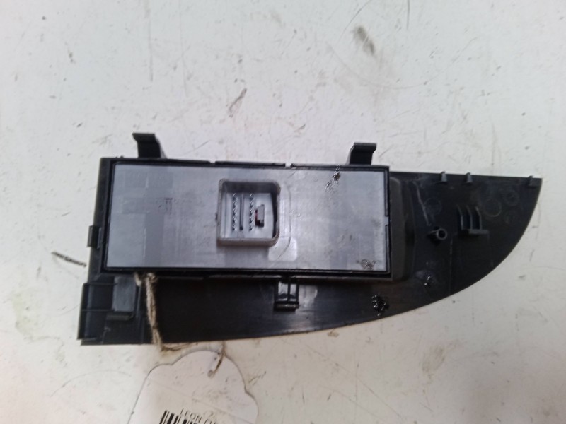 Recambio de mando elevalunas delantero izquierdo para seat leon (1p1) 1.9 tdi referencia OEM IAM   
