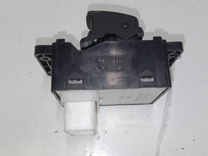 Recambio de mando elevalunas delantero izquierdo para hyundai i10 i (pa) 1.2 referencia OEM IAM   