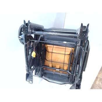 ASIENTO DELANTERO IZQUIERDO 