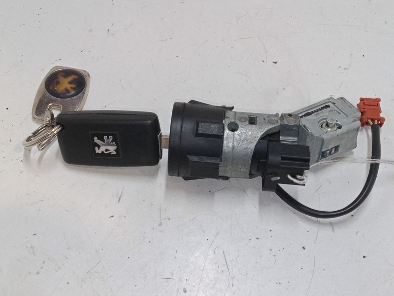 Recambio de clausor para peugeot 407 (6d_) 2.0 hdi 135 (6drhrh, 6drhre, 6drhrg, 6drhrj) referencia OEM IAM   