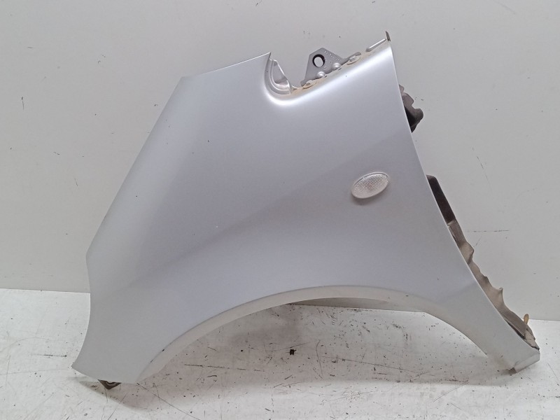 Recambio de aleta delantera izquierda para mercedes-benz clase a (w168) a 170 cdi (168.009, 168.109) referencia OEM IAM   