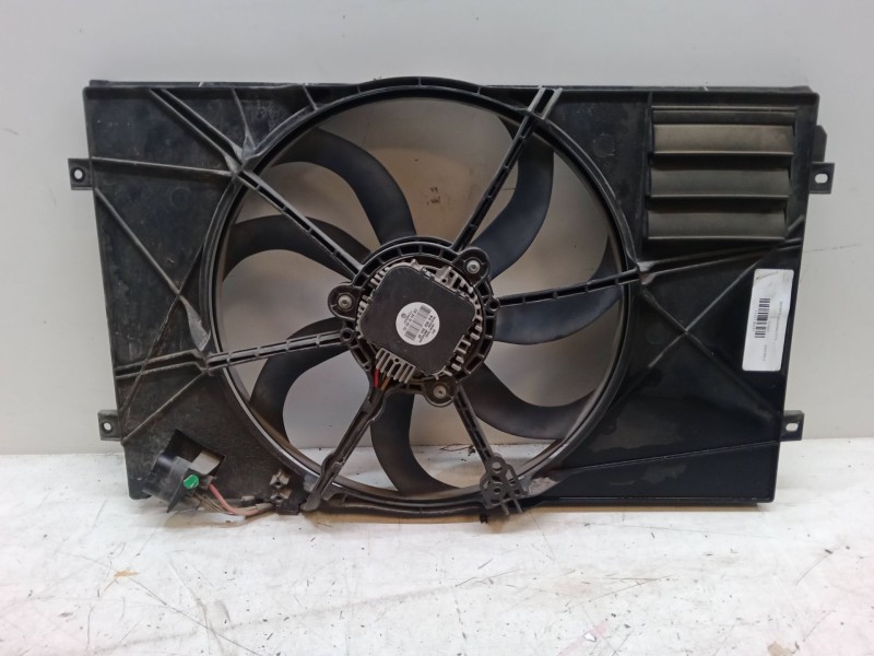 Recambio de electroventilador para seat leon (1p1) 1.9 tdi referencia OEM IAM   
