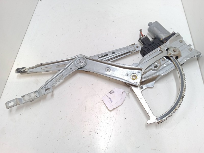 Recambio de elevalunas electrico delantero derecho para opel zafira a monospace (t98) 1.6 16v (f75) referencia OEM IAM   