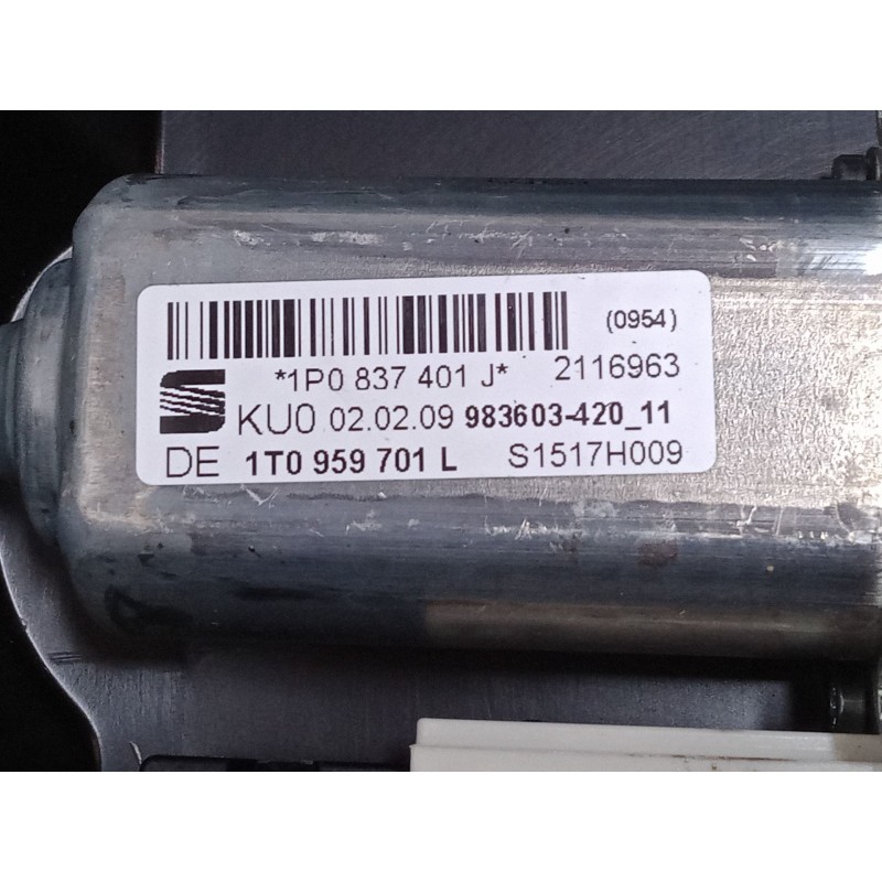 Recambio de elevalunas electrico delantero derecho para seat leon (1p1) 1.9 tdi referencia OEM IAM 1P0837401J 1K0 959 793 P 1T09