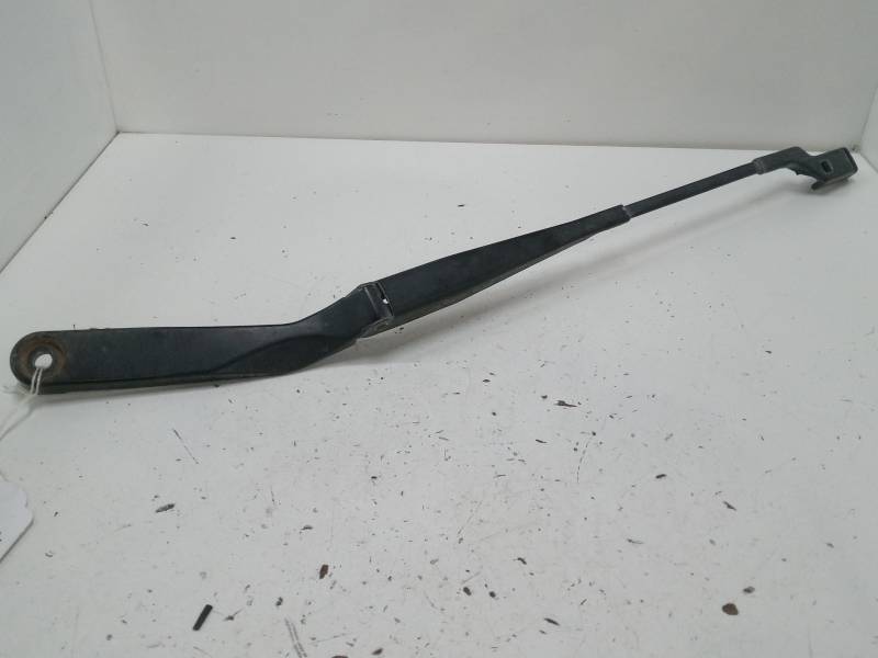 BRAZO LIMPIA DELANTERO IZQUIERDO 