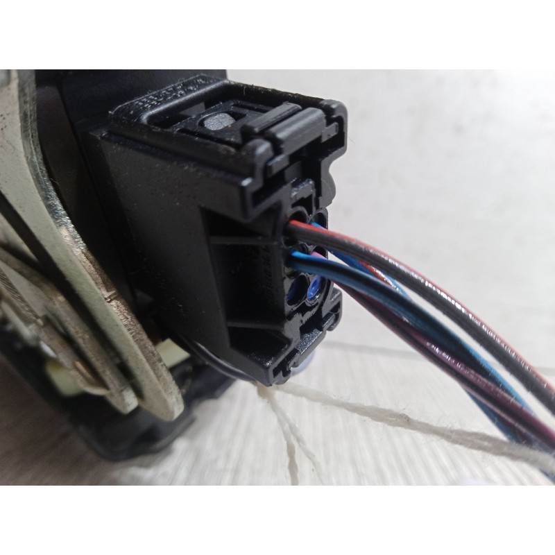 Recambio de cerradura puerta trasera izquierda para mercedes-benz vaneo (414) 1.7 cdi (414.700) referencia OEM IAM A4147300435  