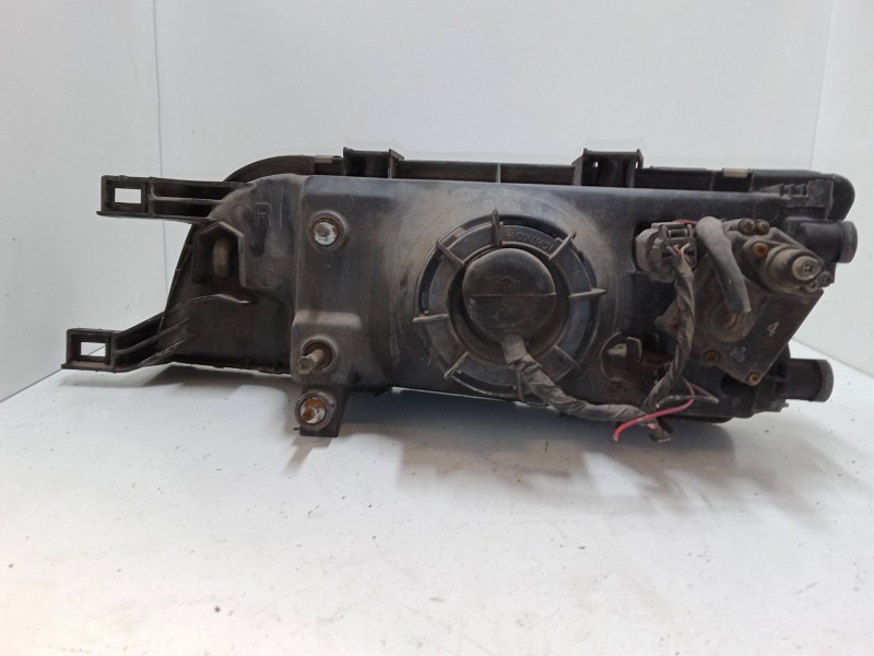 Recambio de faro derecho para nissan almera i hatchback (n15) 1.6 referencia OEM IAM   