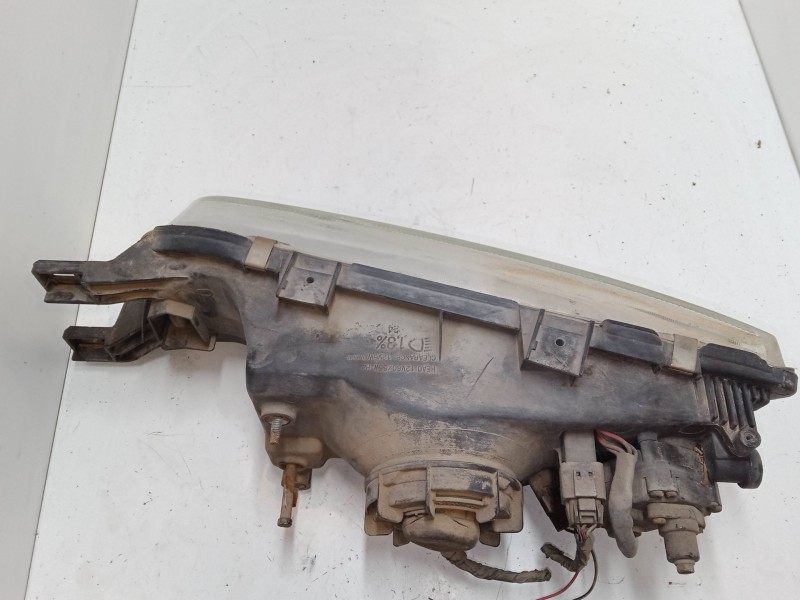 Recambio de faro derecho para nissan almera i hatchback (n15) 1.6 referencia OEM IAM   