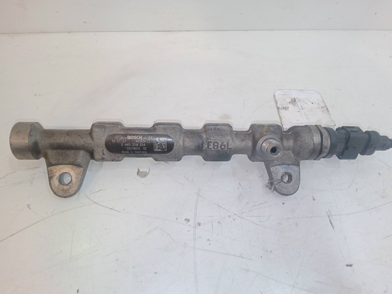 Recambio de rampa inyectora para fiat doblo caja/chasis (263_) 1.6 d multijet referencia OEM IAM 55234039  0445214254