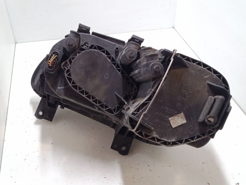 Recambio de faro derecho para volkswagen touran (1t1, 1t2) 1.9 tdi referencia OEM IAM 2K0941006B  