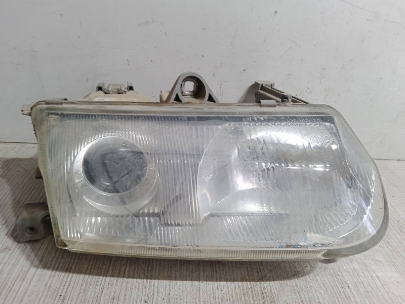 Recambio de faro derecho para alfa romeo 146 (930_) 1.9 jtd (930.b4b) referencia OEM IAM   