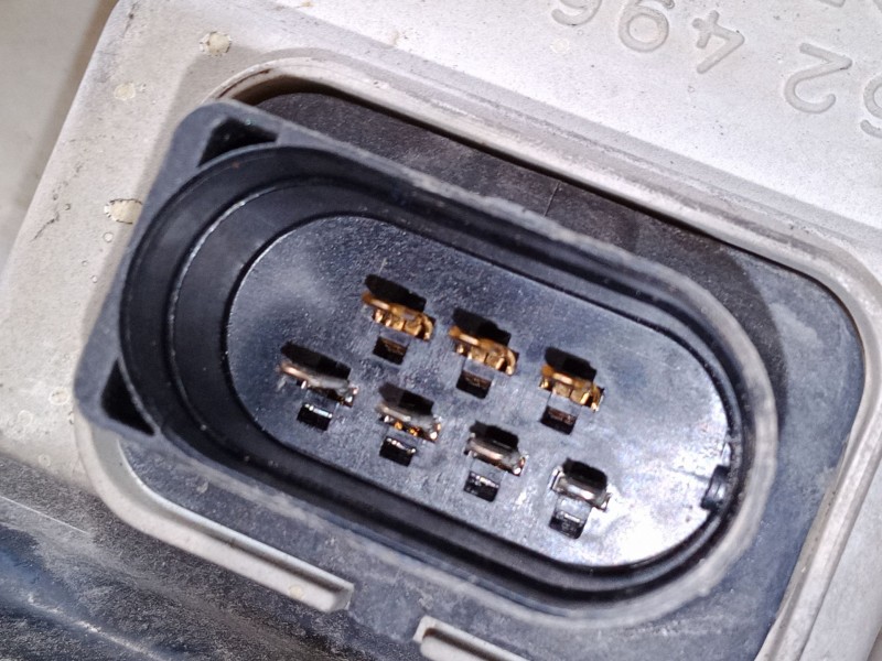 Recambio de faro derecho para volkswagen polo iii (6n1) 64 1.9 d referencia OEM IAM   