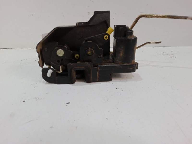 Recambio de cerradura puerta delantera derecha para hyundai getz (tb) 1.1 referencia OEM IAM   