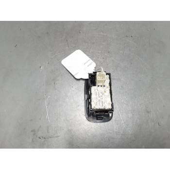 MANDO ELEVALUNAS TRASERO IZQUIERDO 