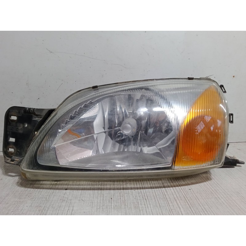Recambio de faro izquierdo para ford fiesta iv (ja_, jb_) 1.3 i referencia OEM IAM YS6113006AK  0301173301