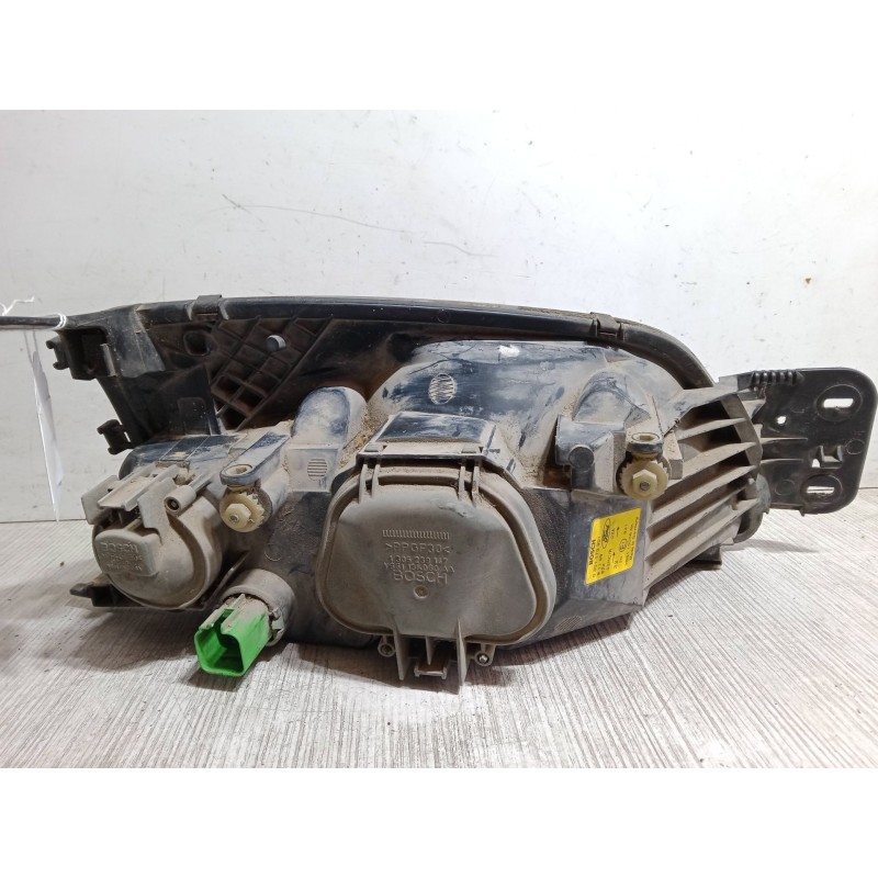 Recambio de faro izquierdo para ford fiesta iv (ja_, jb_) 1.3 i referencia OEM IAM YS6113006AK  0301173301