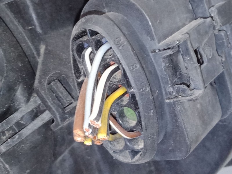 Recambio de faro izquierdo para volkswagen touran (1t1, 1t2) 1.9 tdi referencia OEM IAM 2K0941005B  